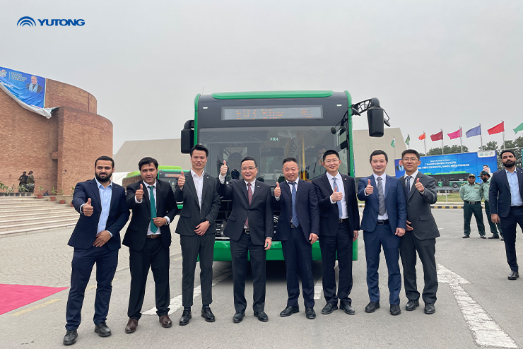27 E12PRO, bus électriques à batterie, livrés au Pakistan