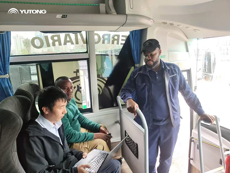 Un service local profondément ancré, valorisation des talents locaux Un service local profondément ancré, valorisation des talents locaux