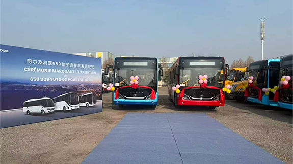 Expédition de 650 bus vers l’Algérie