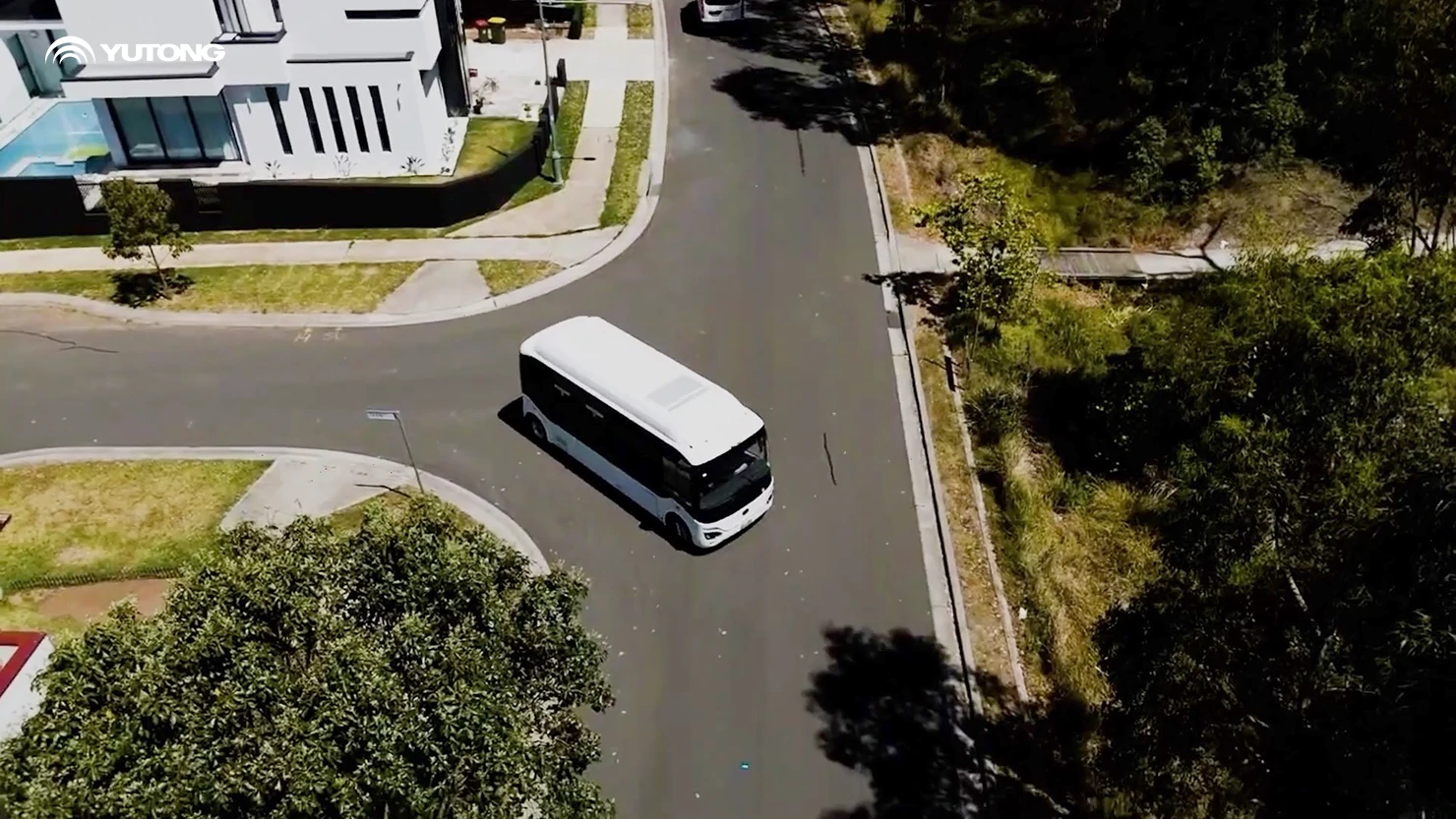 Essai et analyse d’ABC sur le Yutong E7S : une nouvelle solution pour la mobilité du dernier kilometer
