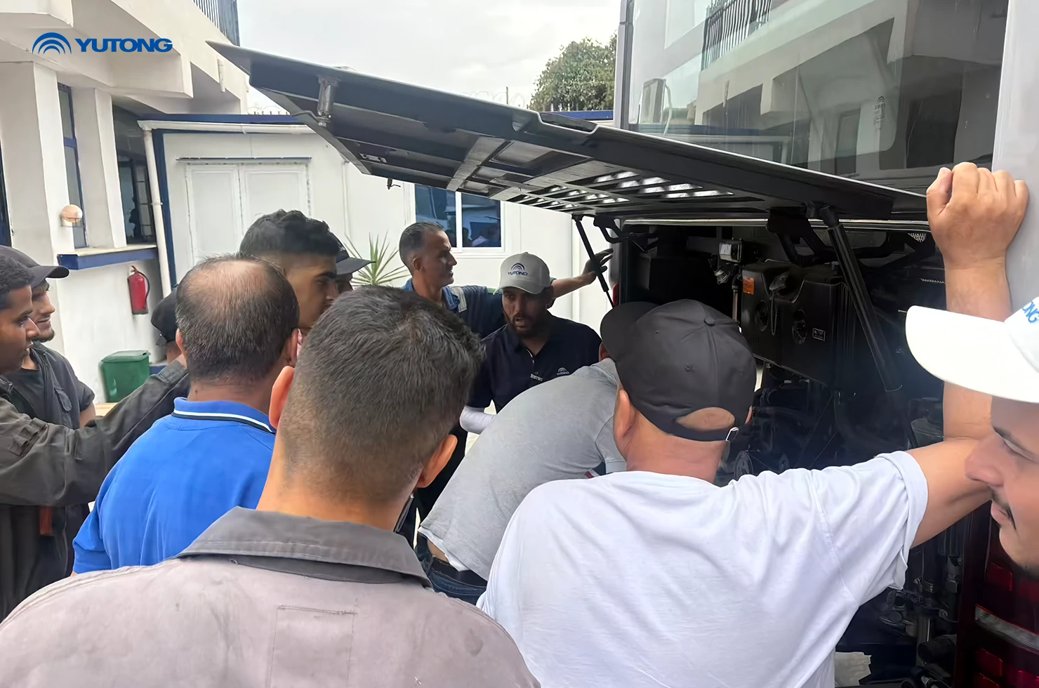 Yutong Algérie : Livraison de bus ZK6126HG et ZK6890HG aux Entreprises dEtablissement de Transport Urbain et Suburbain (ETUSA)