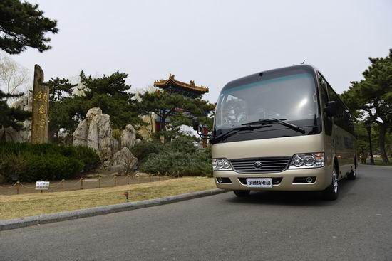 Deux Autobus Purement électriques de Yutong E7 Officiellement Livrés au Diaoyutai State Guesthouse