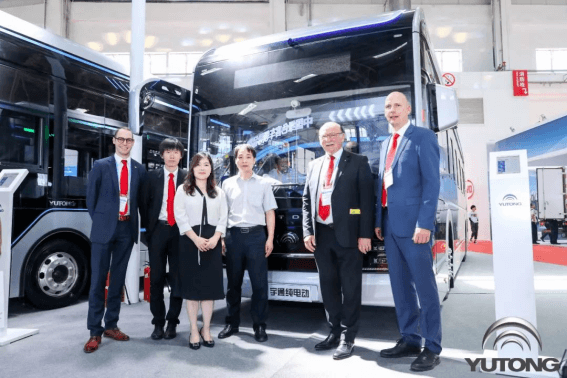 Yutong mène Le salon des véhicules de transport routier 2019