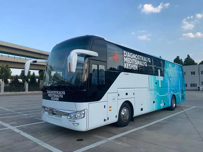 La plus grande livraison mondiale! 100 véhicules dexamen physique Yutong arrivent au Kazakhstan pour lutter contre le COVID-19