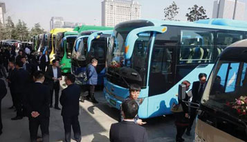 L’entreprise Yutong a organisé une conférence d’introduction des produits d’ entière série des autobus de nouvelles énergies