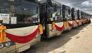 Une donation de 98 autobus Yutong au Cambodge donnée par la Chine