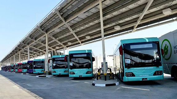 888 bus électriques Yutong ont témoigné la mise en service du plus grand dépôt de bus électriques au monde!