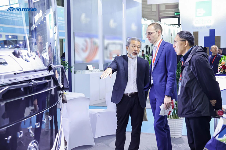 Les véhicules à énergie nouvelle Yutong ont été dévoilés à l’exposition internationale des bus de Shanghai