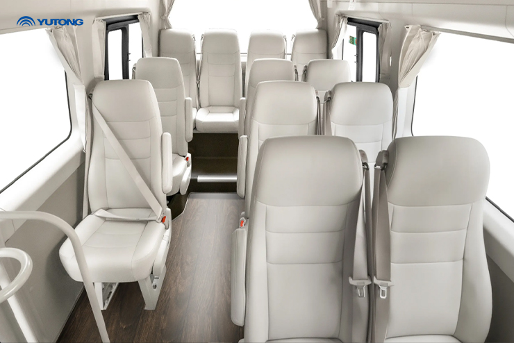 Van Yutong : solution de voyage fiable, durable et sûre