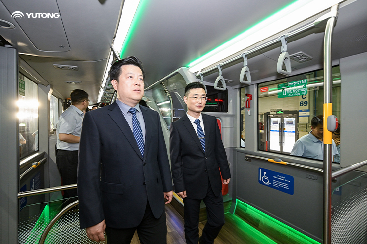 U12DD, la nouvelle génération de bus électrique à double étage de Yutong, fait une belle apparition !