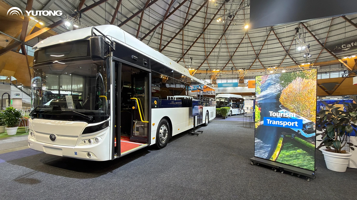 Yutong fait ses débuts à lAustralasia Bus &amp;amp;amp; Coach Expo 2026, démontrant la robustesse de ses produits pour diverses situations