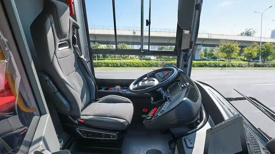 Siège conducteur à suspension d'airbag intégral