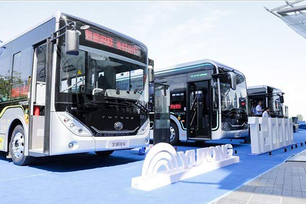 Yutong mène lindustrie vers un nouveau sommet avec la livraison du 120 000 ème bus à nouvelle énergie
