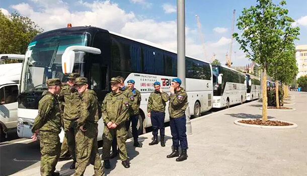 Le 74ème anniversaire de la parade de la victoire de la Grande Guerre patriotique russe! Près de 200 bus Yutong à service complet. Le 74ème anniversaire de la parade de la victoire de la Grande Guerre patriotique russe! Près de 200 bus Yutong à service complet.