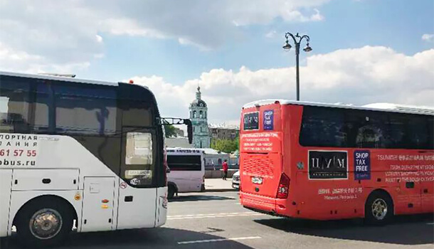Le 74ème anniversaire de la parade de la victoire de la Grande Guerre patriotique russe! Près de 200 bus Yutong à service complet. Le 74ème anniversaire de la parade de la victoire de la Grande Guerre patriotique russe! Près de 200 bus Yutong à service complet.