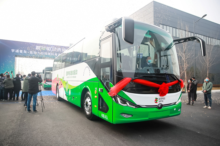100 bus à pile à combustible à hydrogène de Yutong ont été livrés à Pékin les uns après les autres pour favoriser les déplacements écologiques